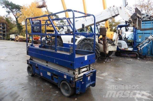 Haulotte Compact 8 Žirkliniai keltuvai