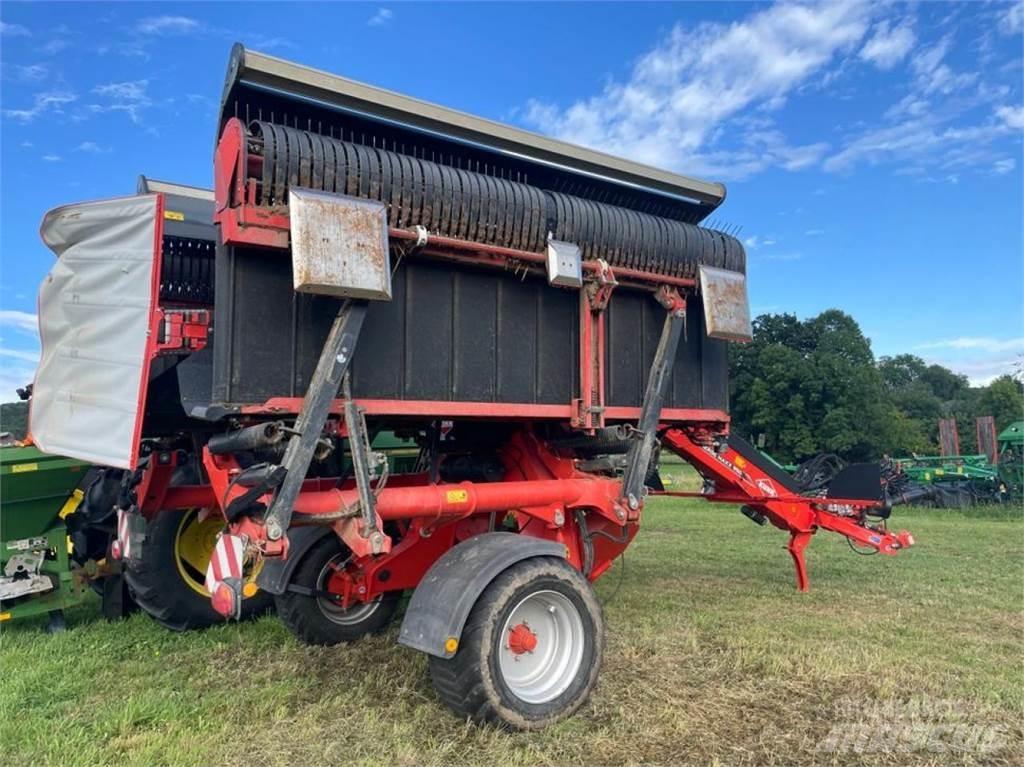 Kuhn MergeMaxx950 Pradalges formuojantys padargai