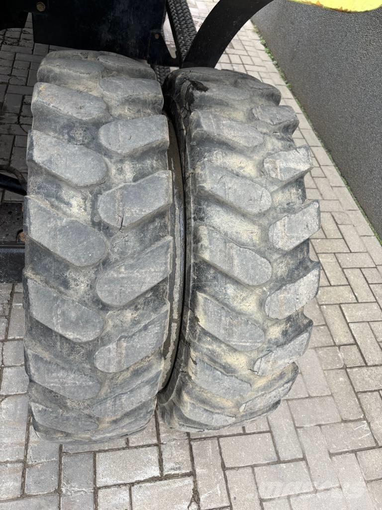 CAT M 320 F Ratiniai ekskavatoriai