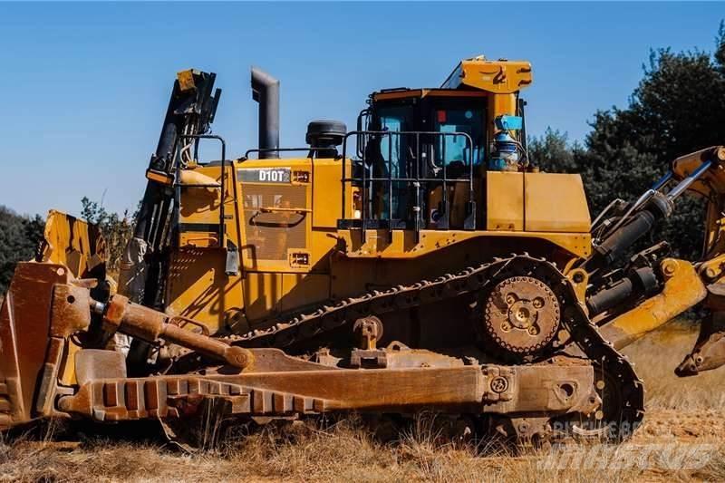 CAT D10T Vikšriniai buldozeriai