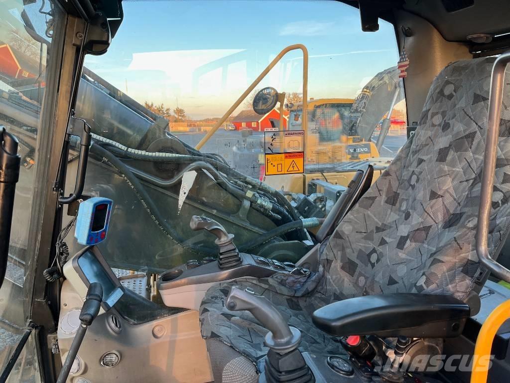 Volvo EC 160 C L Vikšriniai ekskavatoriai