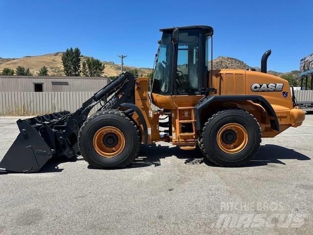 CASE 621 F XT Naudoti ratiniai krautuvai
