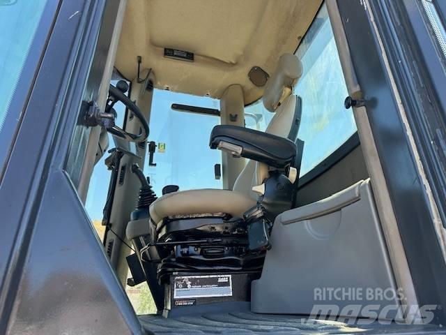 CASE 621 F XT Naudoti ratiniai krautuvai