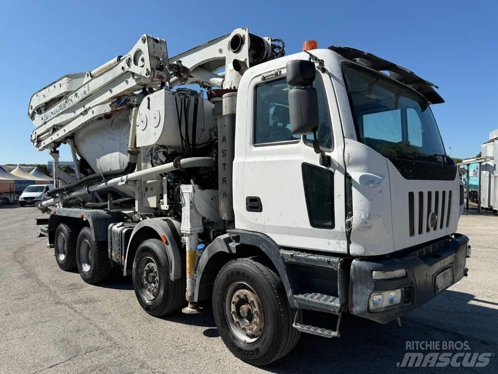 Astra Betonpompa Betonvežiai