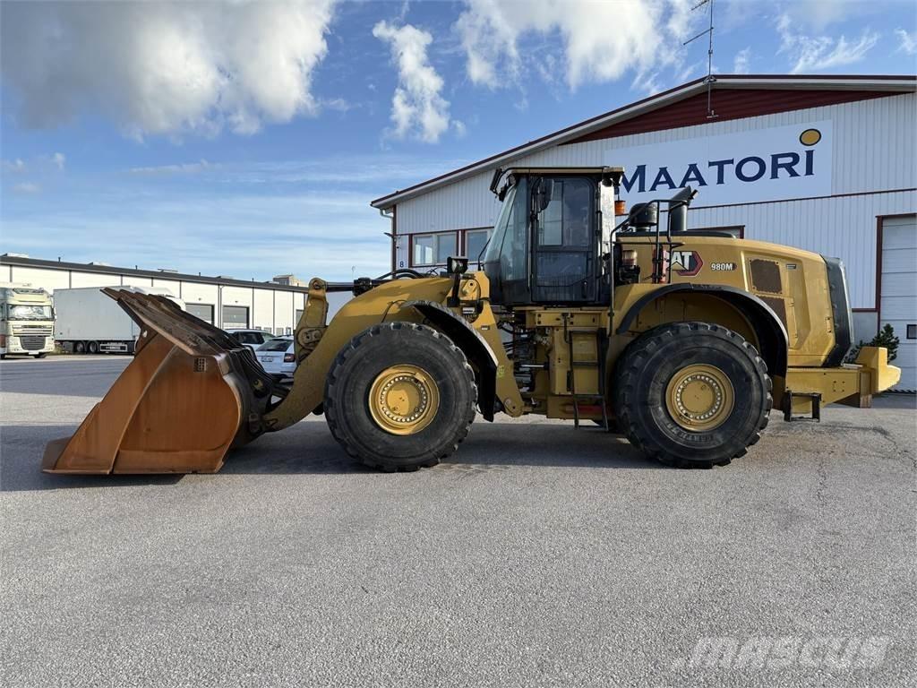 CAT 980M Naudoti ratiniai krautuvai