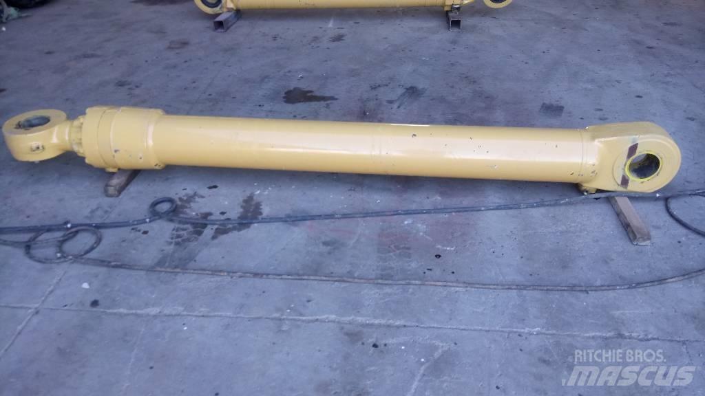 CAT 375 Hidraulikos įrenginiai