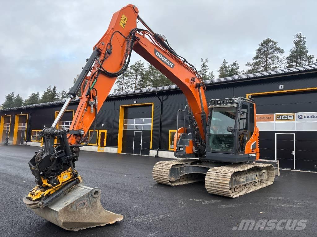 Doosan DX 140 LCR Vikšriniai ekskavatoriai