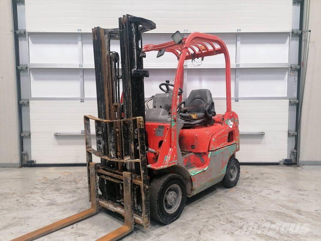 Mitsubishi FD15N Dyzeliniai krautuvai