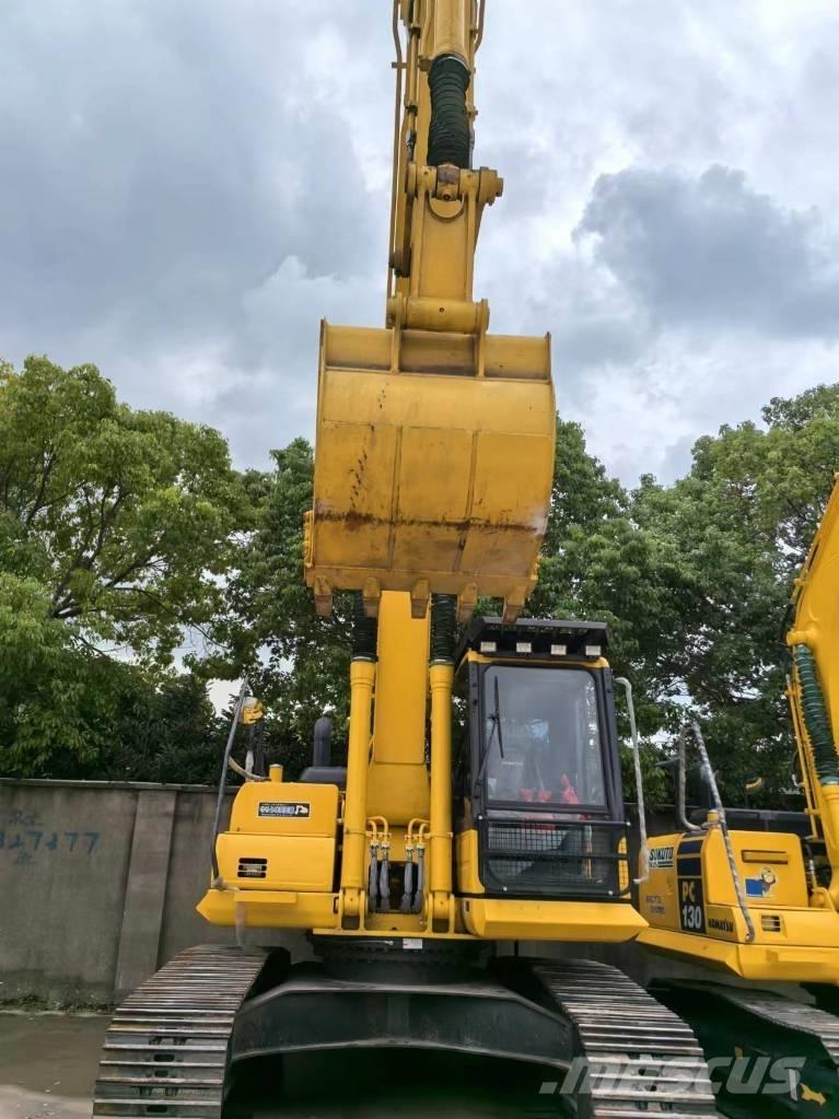 Komatsu PC 220-8 Vidutinės galios ekskavatoriai 7-12 t