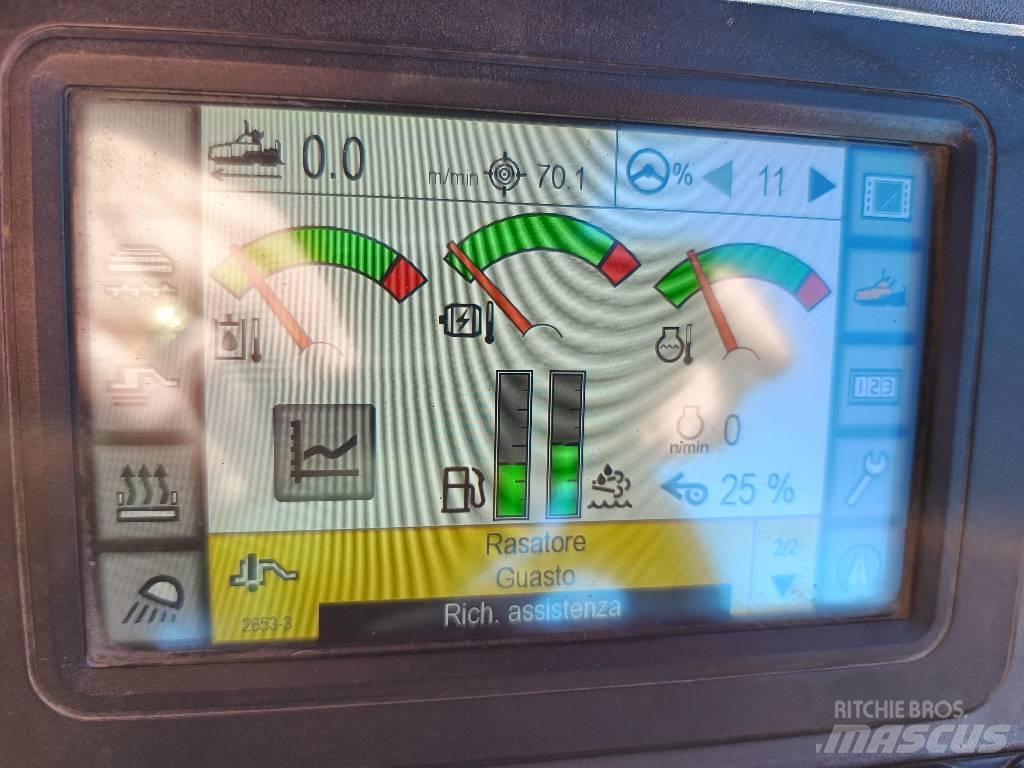 CAT AP 600F Asfalto klotuvai