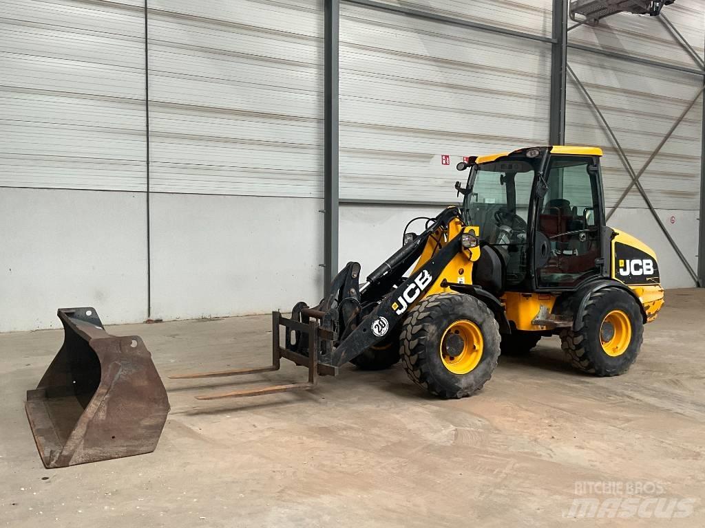 JCB 406 B Naudoti ratiniai krautuvai