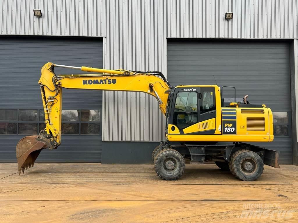 Komatsu PW180-11 Ratiniai ekskavatoriai