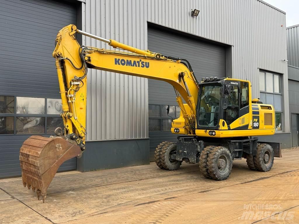 Komatsu PW180-11 Ratiniai ekskavatoriai