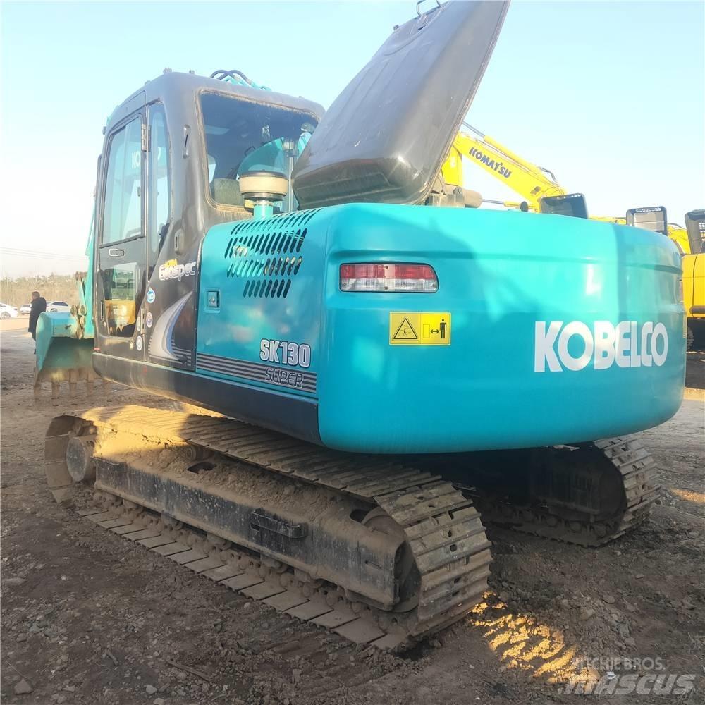 Kobelco SK 130 Vikšriniai ekskavatoriai