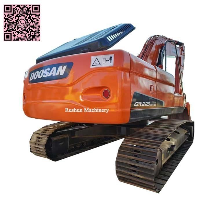Doosan DX 225 LC Vikšriniai ekskavatoriai