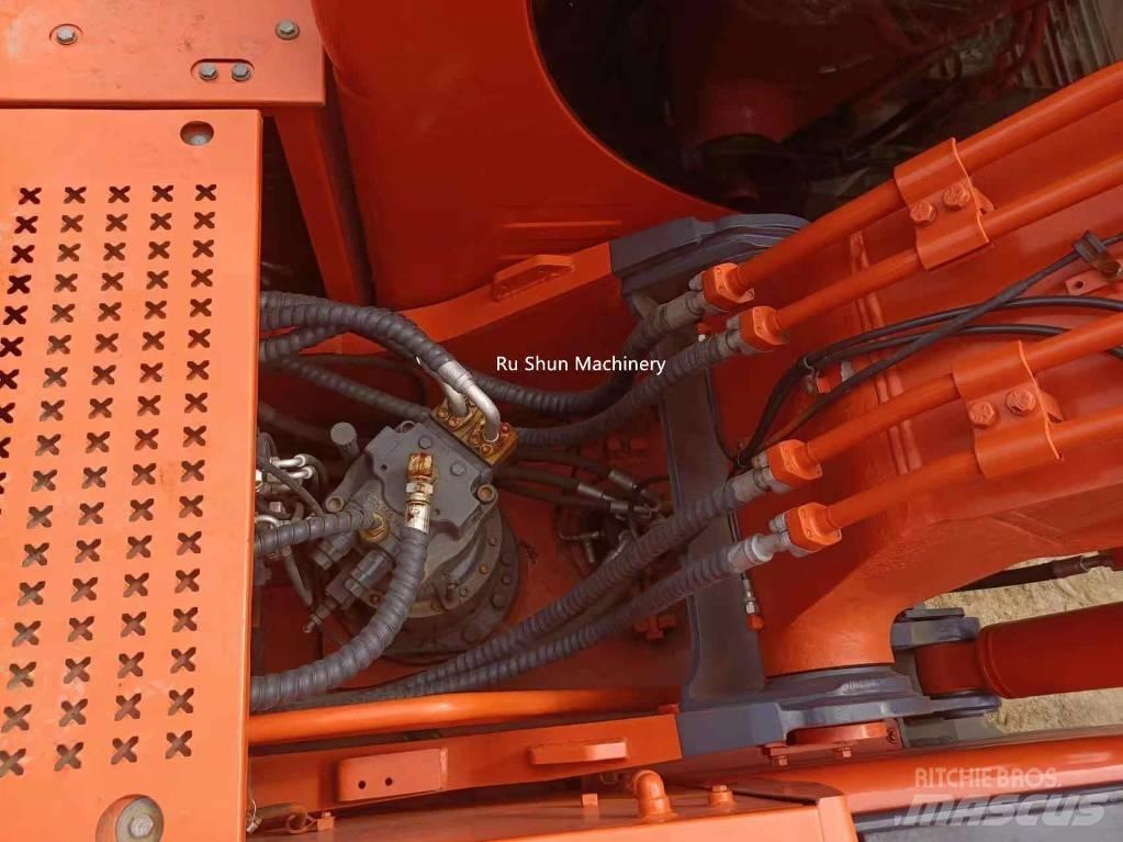 Doosan DX 225 LC Vikšriniai ekskavatoriai