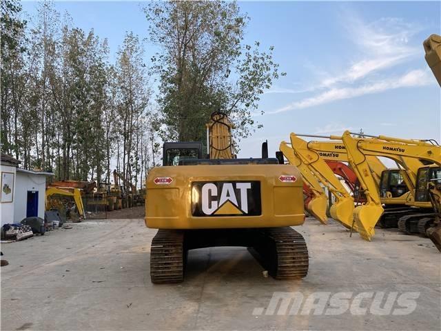 CAT 320D Vikšriniai ekskavatoriai