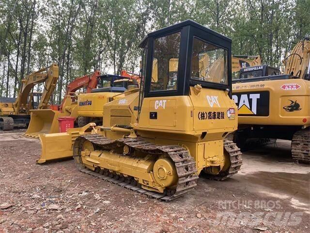 CAT D 5 G Vikšriniai buldozeriai