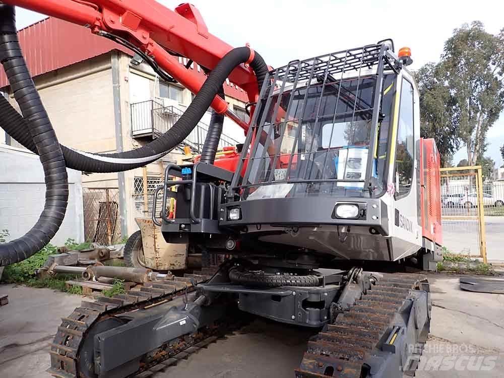 Sandvik DX800 Žemės paviršiaus gręžimo technika