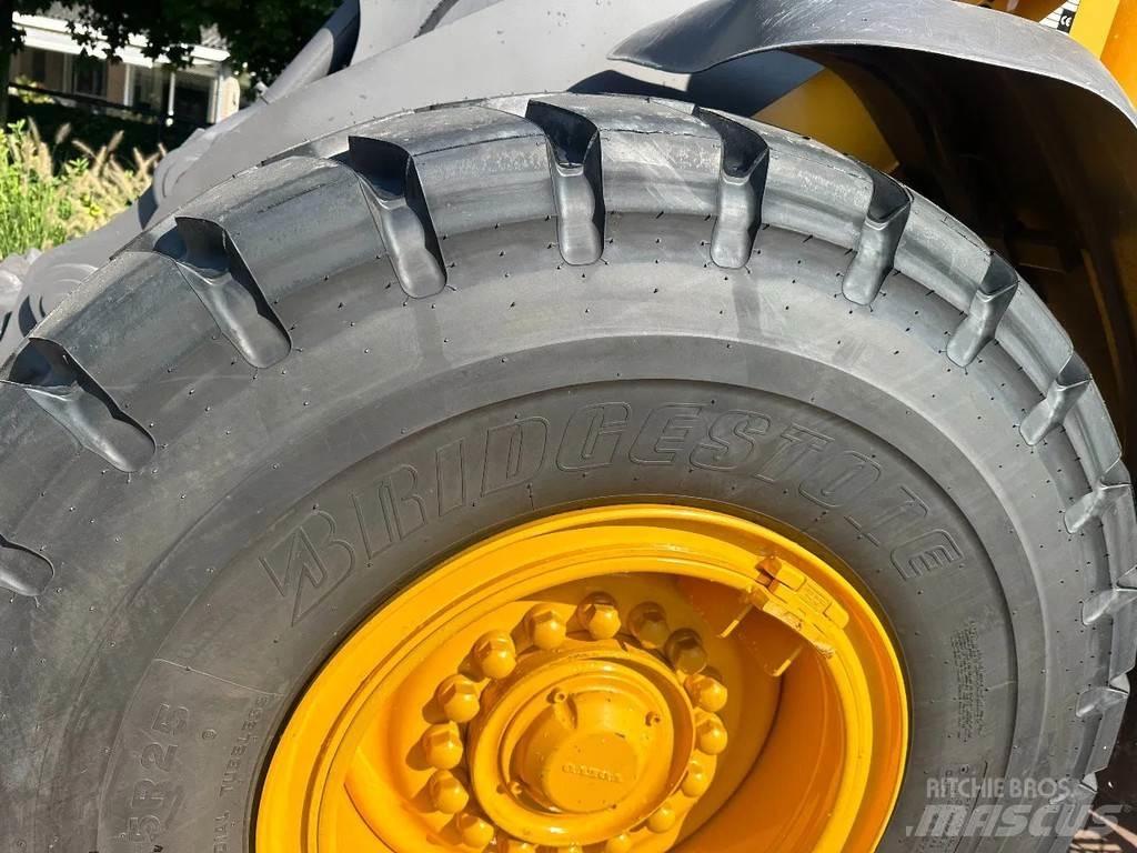 Volvo L70 H Naudoti ratiniai krautuvai