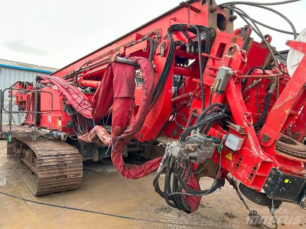 Soilmec SR70 Polių kalimo technika