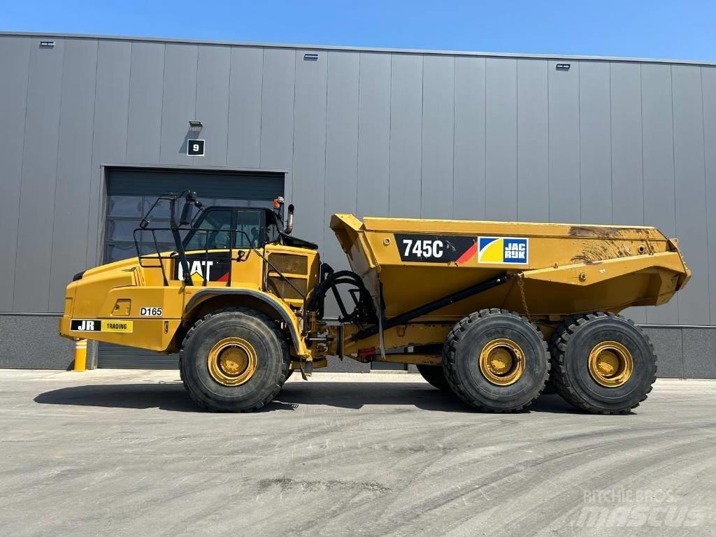 CAT 745 C Karjeriniai savivarčiai