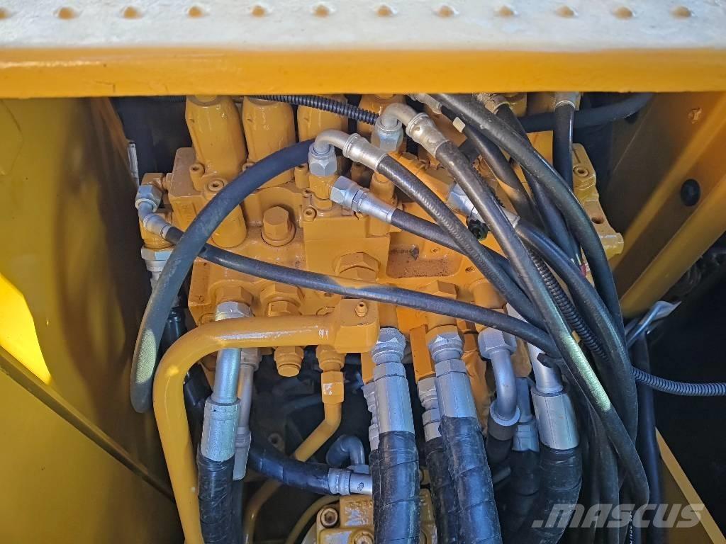 CAT 312 D Vikšriniai ekskavatoriai