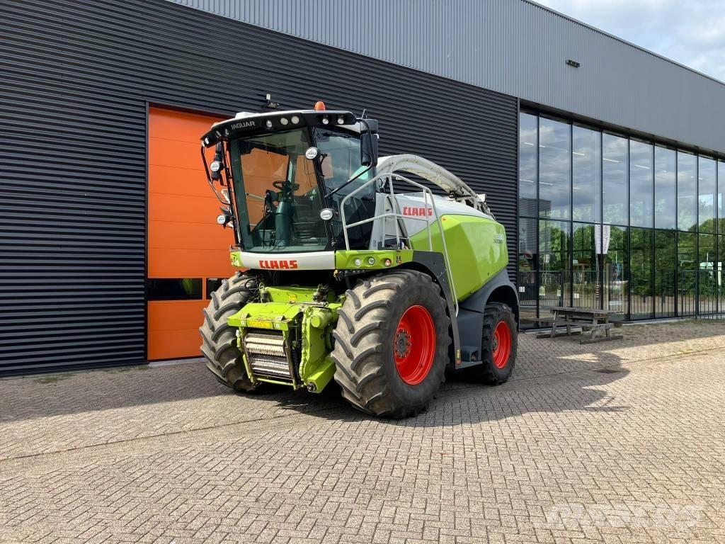 CLAAS Jaguar 930 Pašarų ruošimo technika