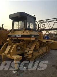 CAT D5N Vikšriniai buldozeriai
