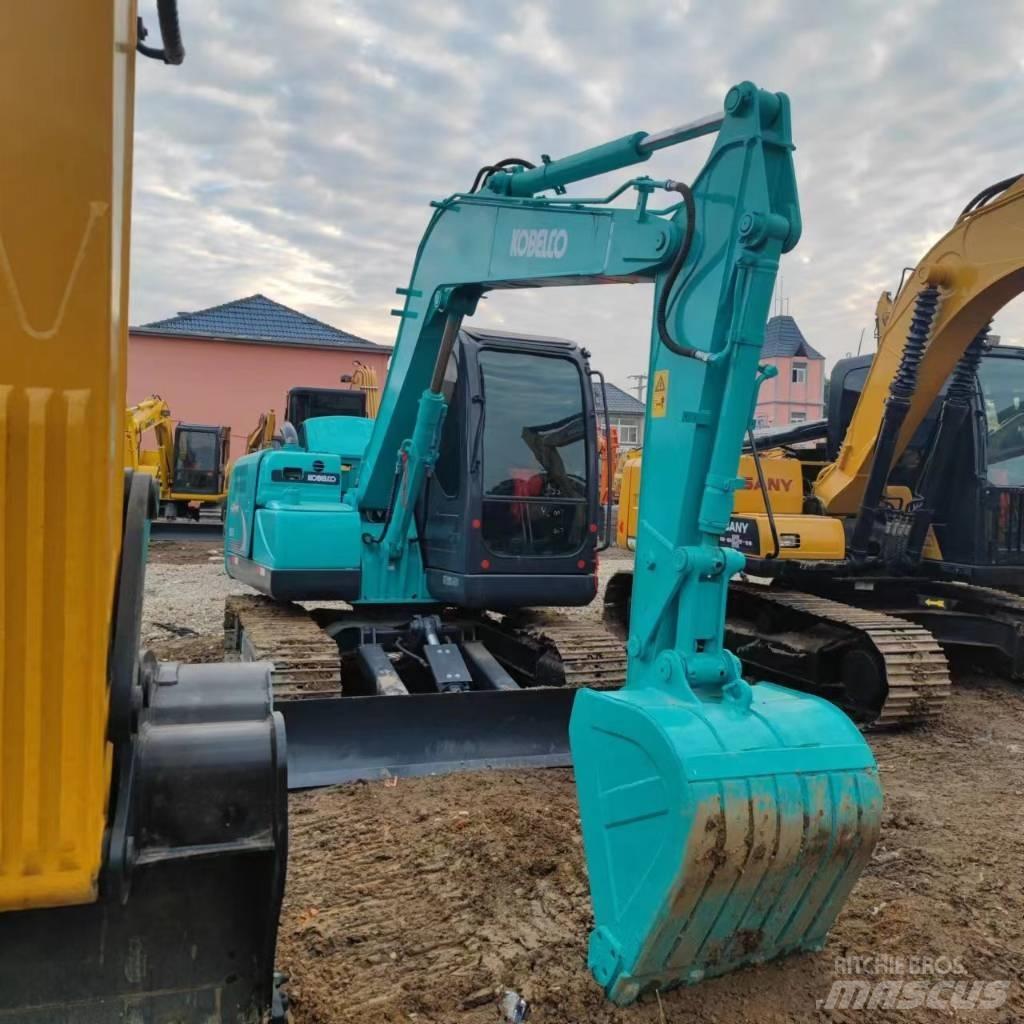 Kobelco SK 75 Vikšriniai ekskavatoriai