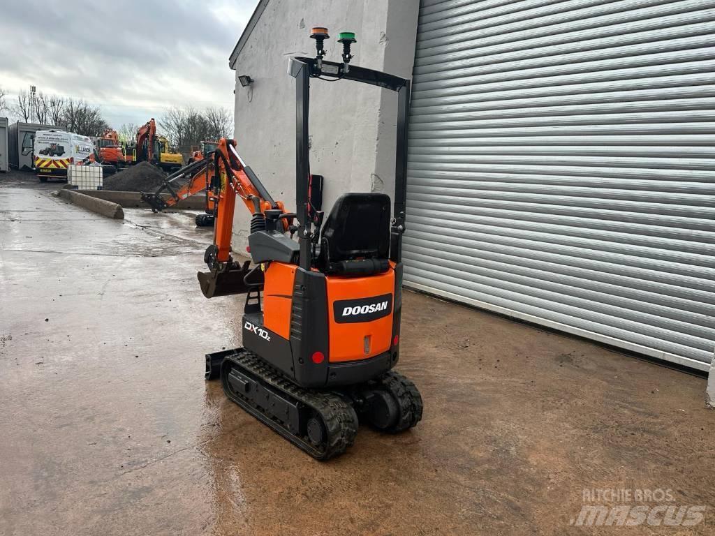 Doosan DX 10 Z Mini ekskavatoriai < 7 t
