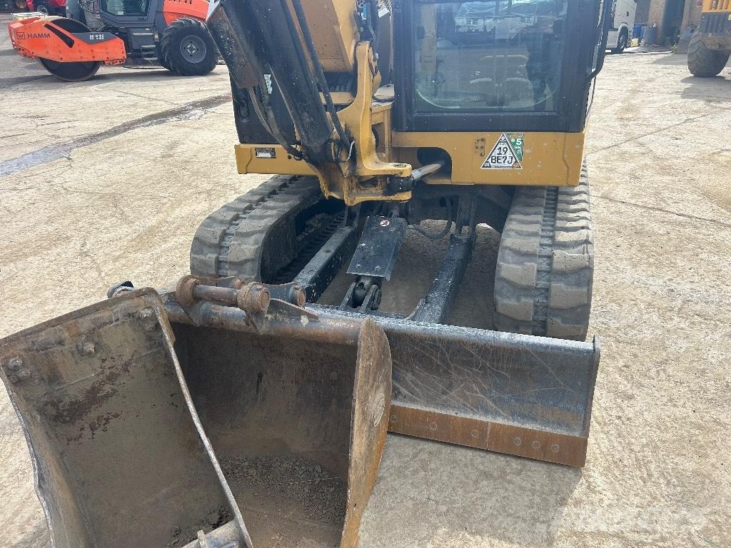 CAT 306 CR Mini ekskavatoriai < 7 t