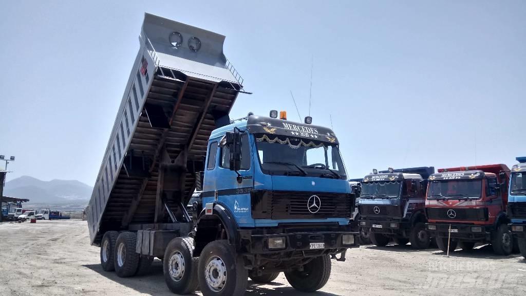 Mercedes-Benz 3535 Savivarčių priekabų vilkikai