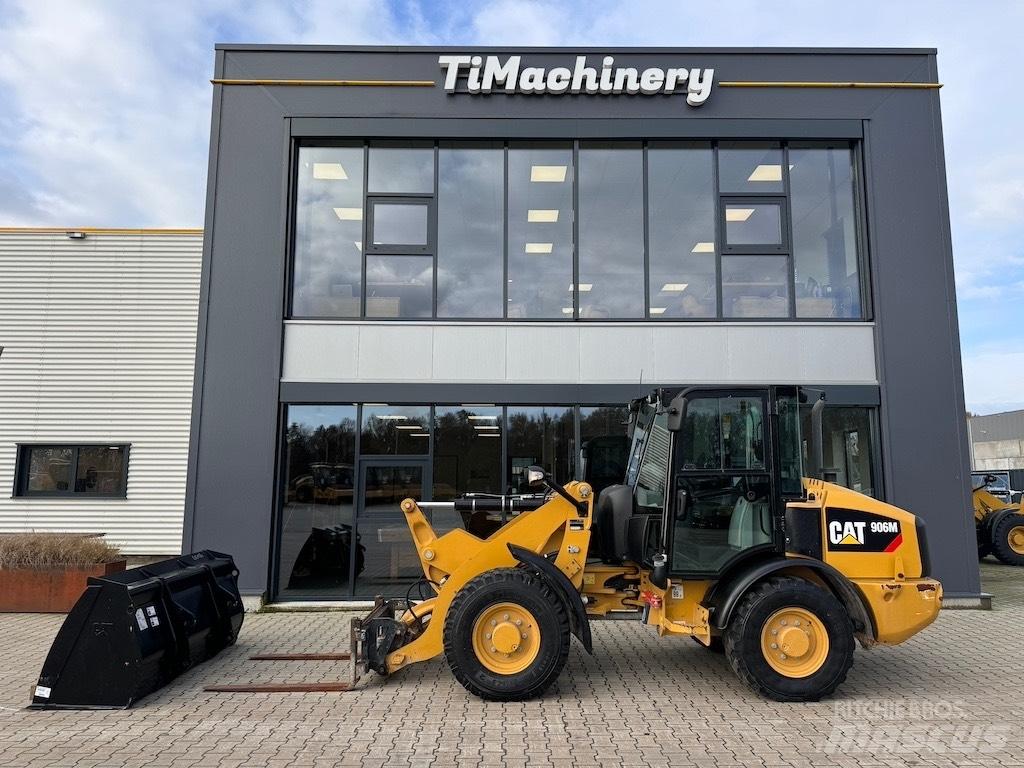 CAT 906M Naudoti ratiniai krautuvai