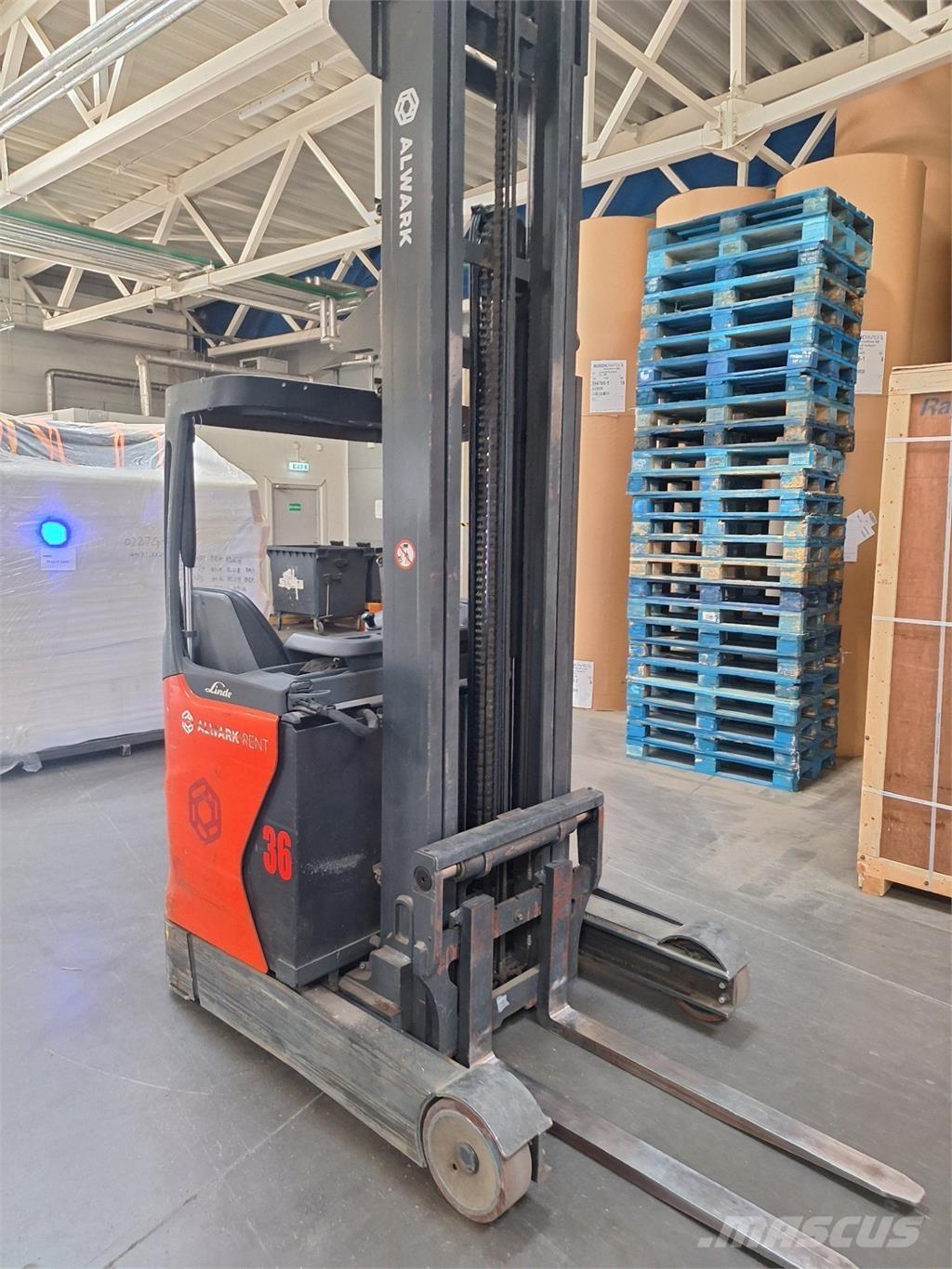 Linde R14 Savaeigiai rietuvai