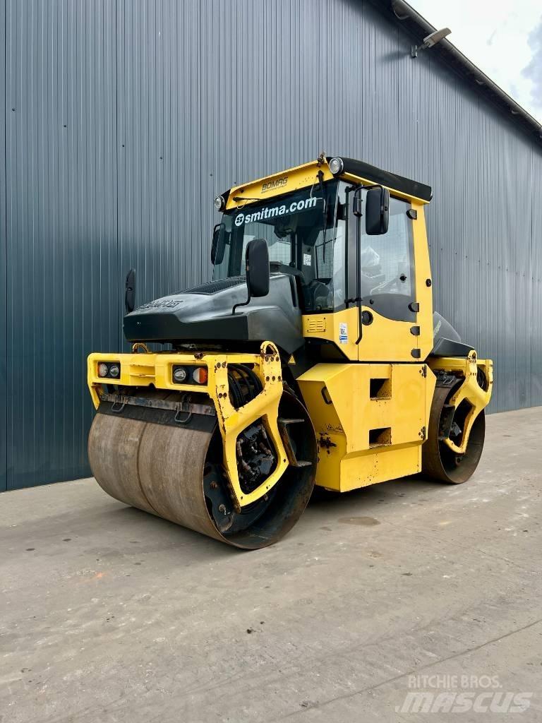 Bomag BW154AP-AM Porinių būgnų volai
