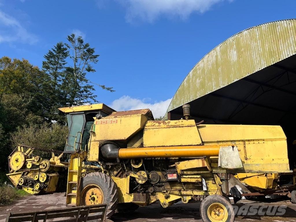 New Holland 8050 Derliaus nuėmimo kombainai