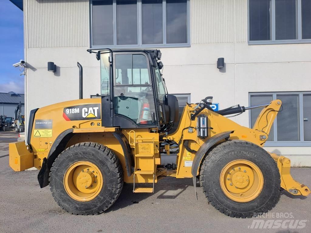 CAT 918 M Naudoti ratiniai krautuvai