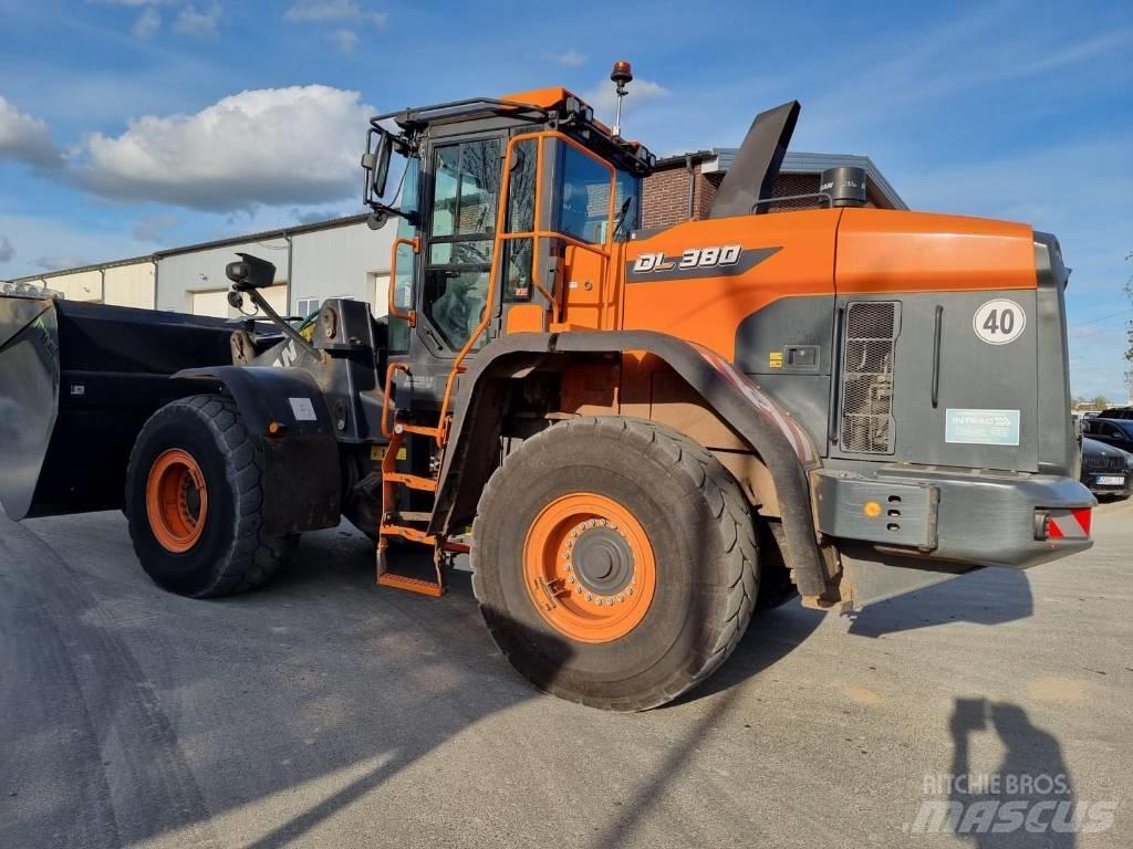 Doosan DL 380-7 Naudoti ratiniai krautuvai