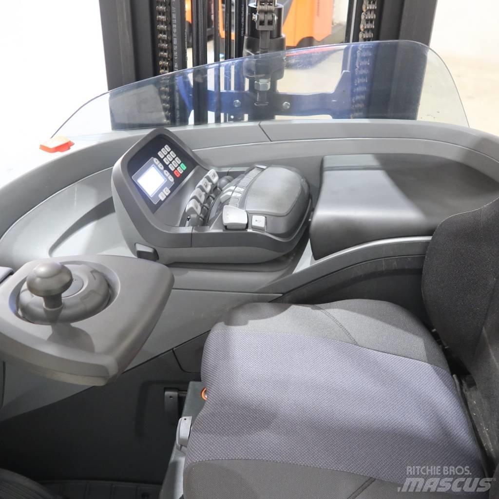 Toyota RRE140H Šakiniai krautuvai su prailgintu keltuvu