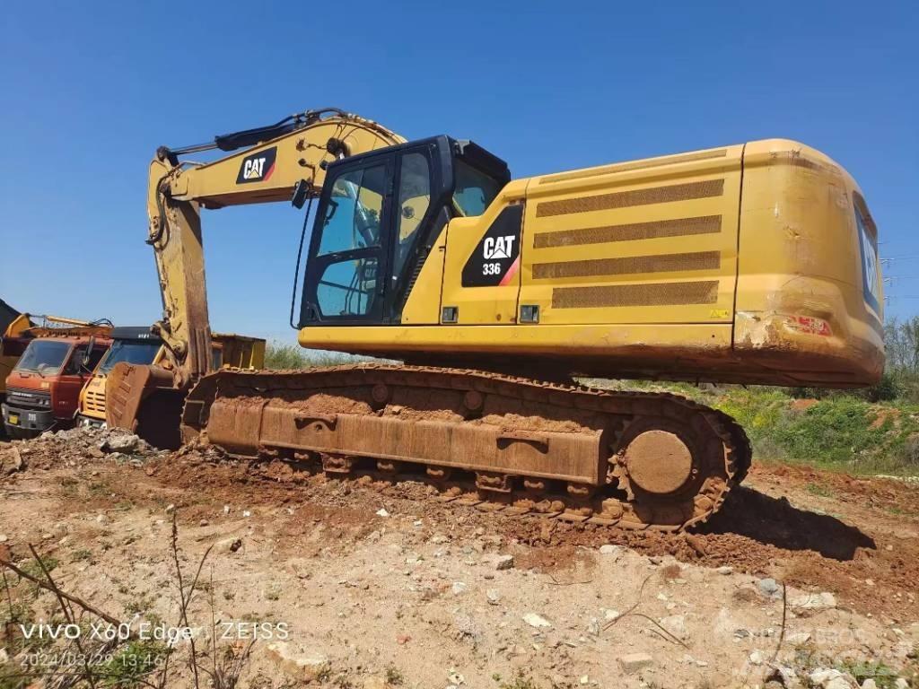 CAT 336 Vikšriniai ekskavatoriai