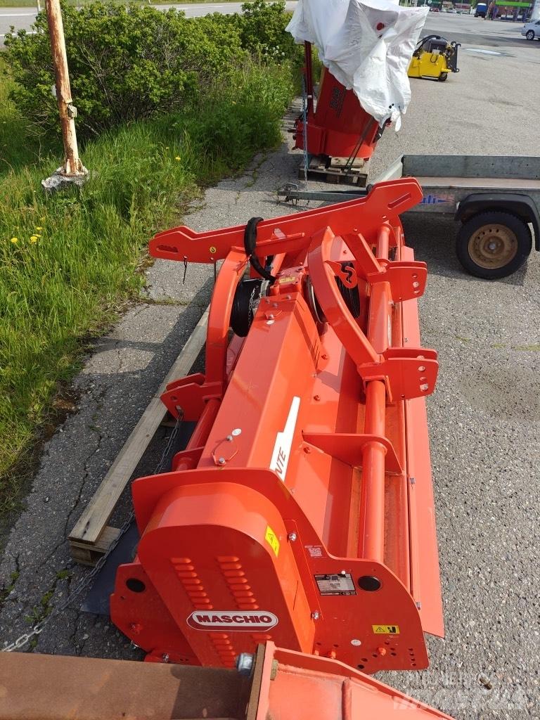 Maschio Bisonte 300 Ganyklų šienapjovės / rėžtuvės