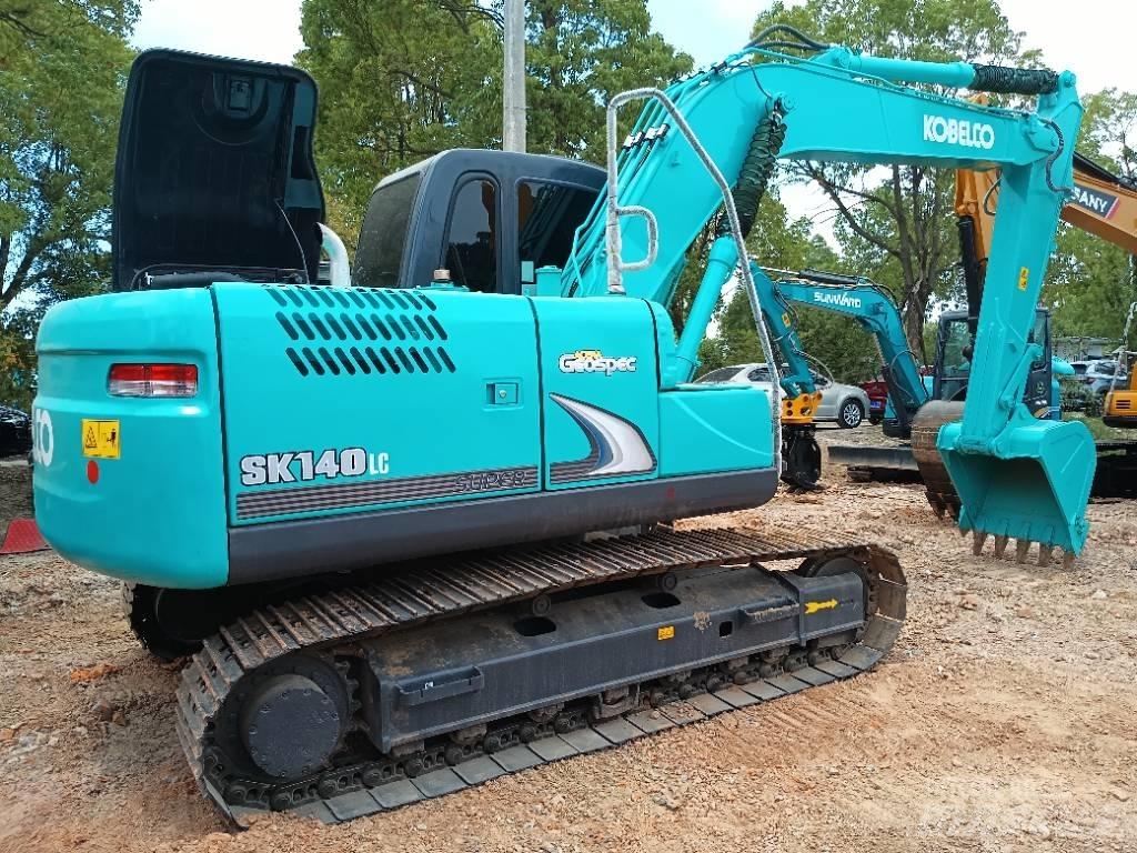 Kobelco SK 140 Vidutinės galios ekskavatoriai 7-12 t