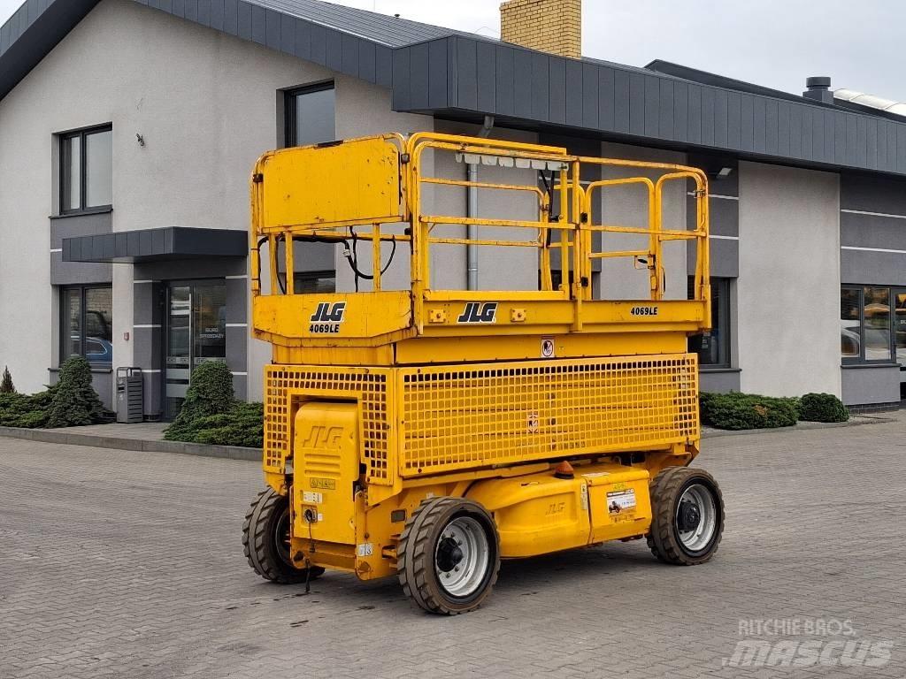 JLG 4069 LE Žirkliniai keltuvai