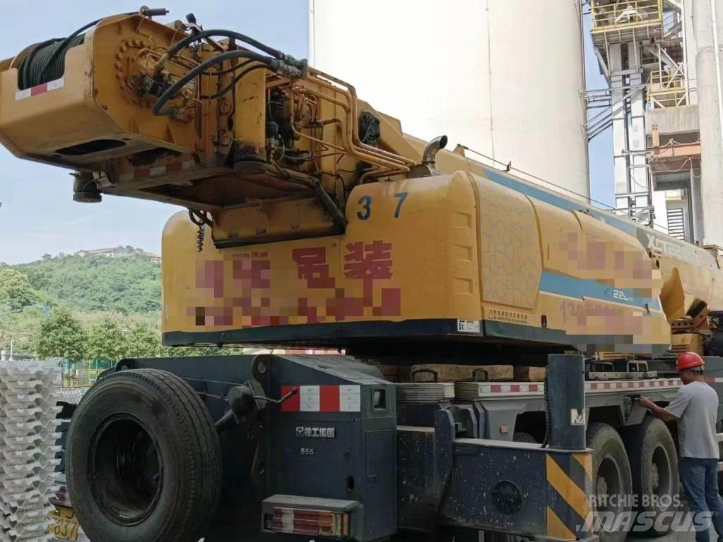 XCMG XCT110 Visureigiai kranai
