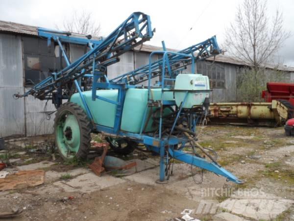 Berthoud Alba 2200 Prikabinami purkštuvai