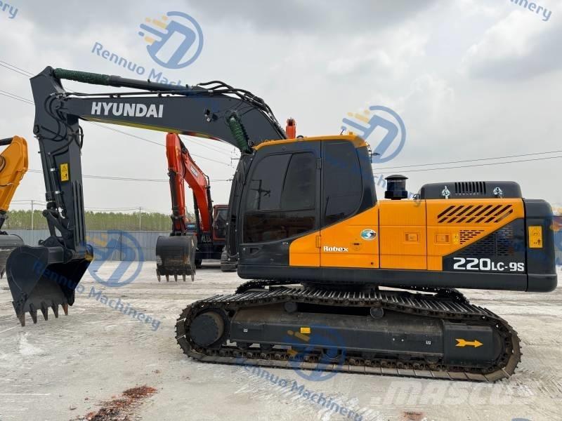 Hyundai R220LC-9S Vikšriniai ekskavatoriai