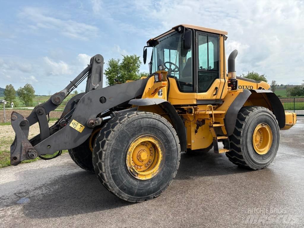 Volvo L 110 F Naudoti ratiniai krautuvai