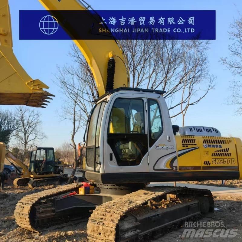 Kobelco SK 250 Vikšriniai ekskavatoriai