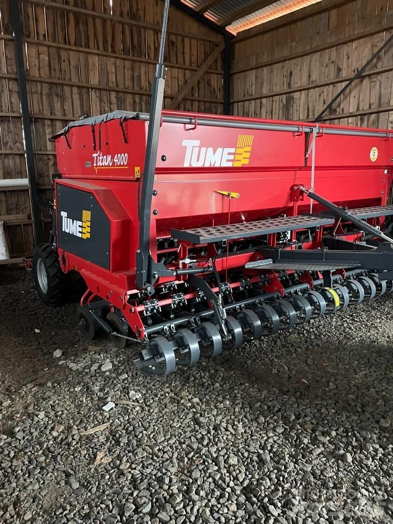 Tume Titan 4000 Sėjamieji kombainai
